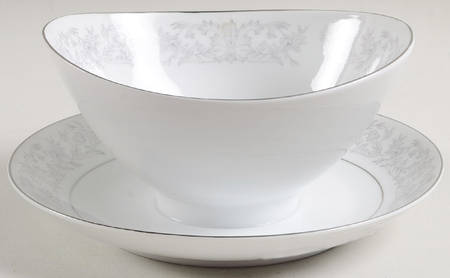 Gaynor Gravy Boat with Attached Underplate by Mikasa