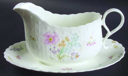 Gentle Breeze Gravy Boat & Underplate