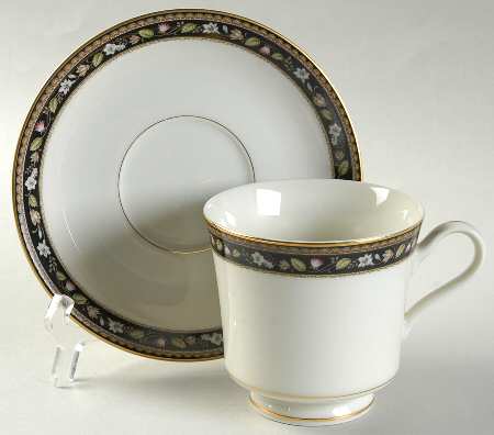 Georgian Mansion Footed Cup & Saucer Set