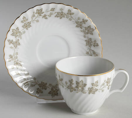 Geneve Flat Cup & Saucer Set