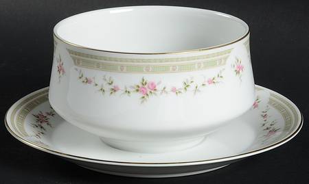 Gloria (5763, Fine China) Gravy Boat with Attached Underplate by Mikasa