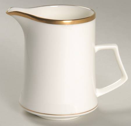 Goldenaire Creamer