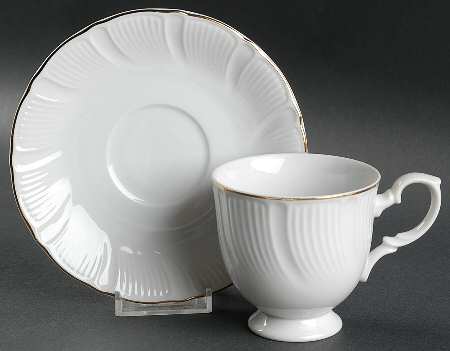 Gold Star Footed Cup & Saucer Set