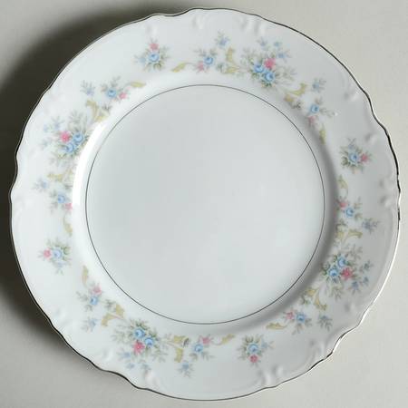 Gracious Salad Plate