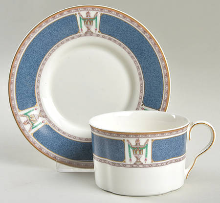 Grandeur Flat Cup & Saucer Set