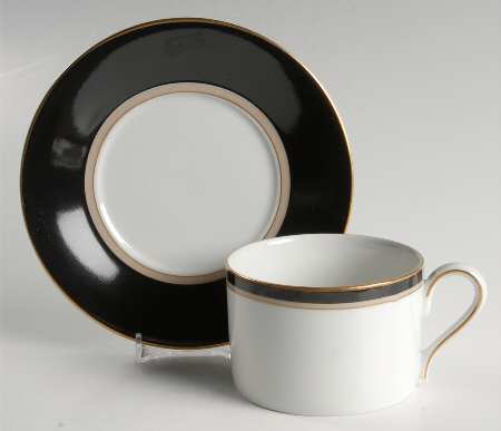 Grandeur Black Flat Cup & Saucer Set
