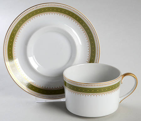 Green Briar Flat Cup & Saucer Set