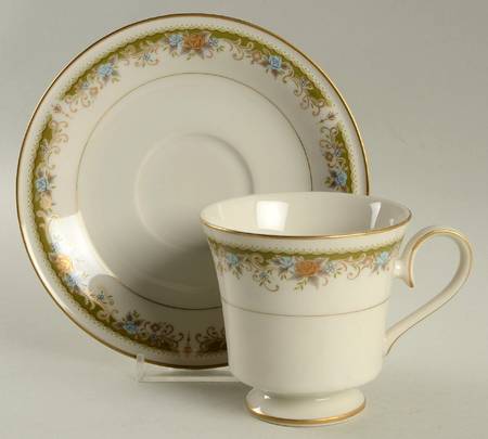Greendale Footed Cup & Saucer Set