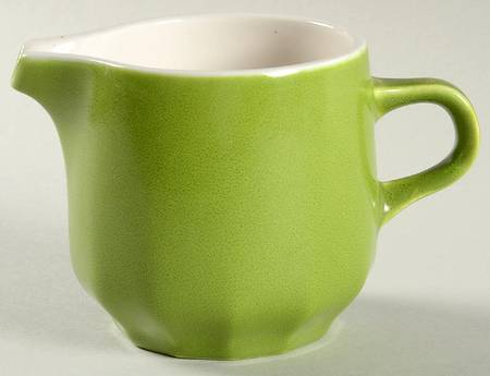 Green Leaf Creamer