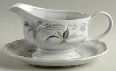 Gray Mist Gravy Boat & Underplate