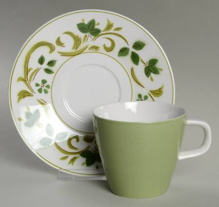 Green Swirl Flat Cup & Saucer Set