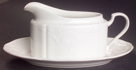 Hampton Bays Gravy Boat & Underplate (Relish/Butter)