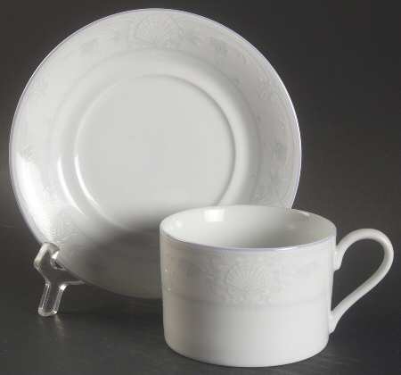 Hampton Cove Flat Cup & Saucer Set