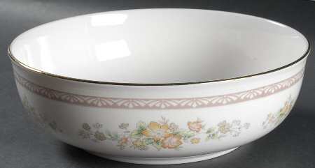 Hampton Court 9" Round Vegetable Bowl