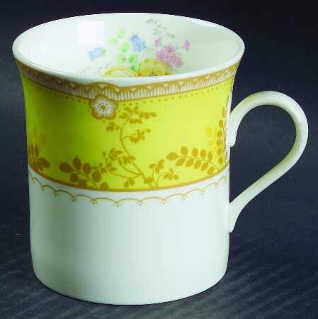 Hampton Court Yellow Mug