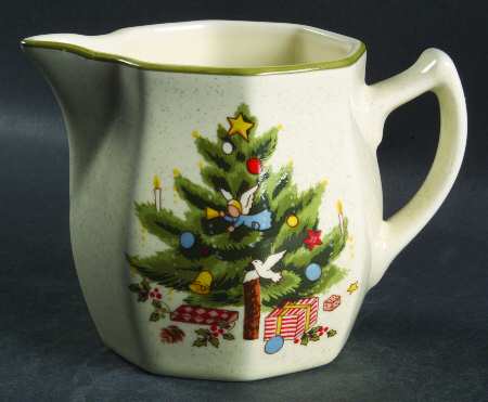 Happy Holidays Creamer