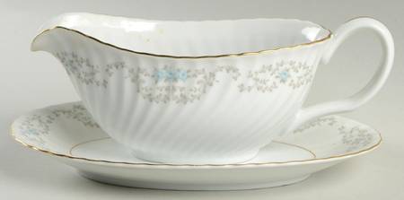Hampton Gravy Boat & Underplate