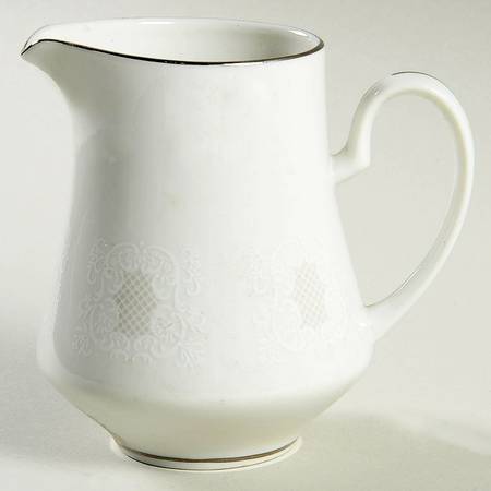 Hanover Creamer