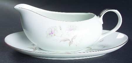 Harmony Gravy Boat & Underplate/Relish