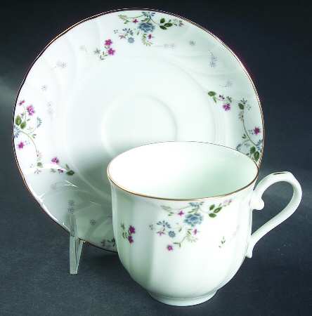 Hastings Flat Cup & Saucer Set