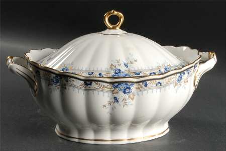 Hayworth Oval Covered Vegetable by Mikasa