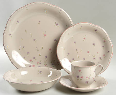 Heather Blossoms 5 Piece Place Setting