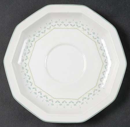 Hedge Row Saucer