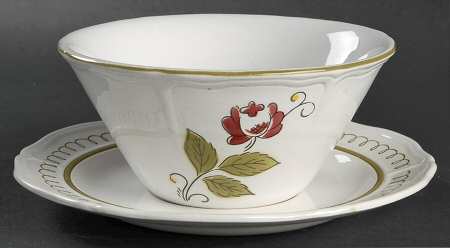 Heritage Gravy Boat & Underplate