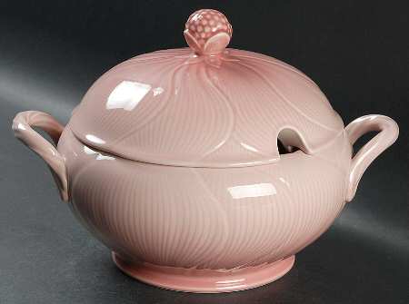 Hibiscus Pale Pink Tureen &  Lid