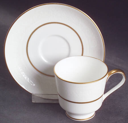 Hunter Footed Demitasse Cup & Saucer Set