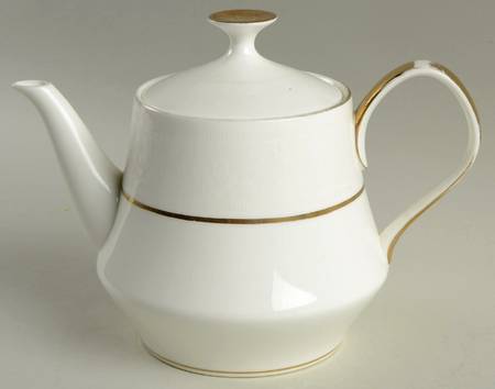 Hunter Teapot & Lid