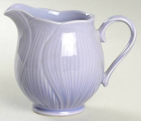 Hyacinth Creamer