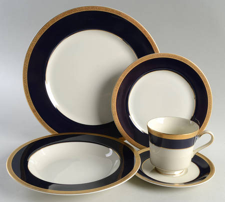 Imperial Blue 5 Piece Place Setting