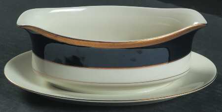 Imperial Blue Gravy Boat with Attached Underplate