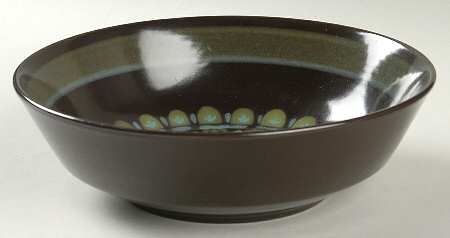 Intaglio 8" Round Vegetable Bowl