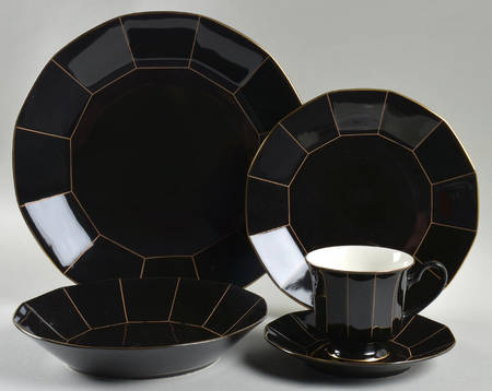 Intimate 5 Piece Place Setting