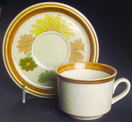 Invitation Flat Cup & Saucer Set
