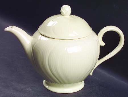 Ivory (Spring Line) Teapot & Lid
