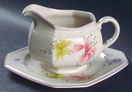 Janette Gravy Boat & Underplate