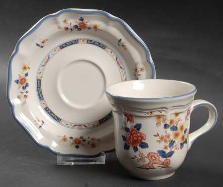 Japonica Flat Cup & Saucer Set