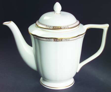Jeweltone Peach Coffee Pot & Lid