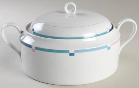 Jet Set 2.5 Qt Round Covered Casserole