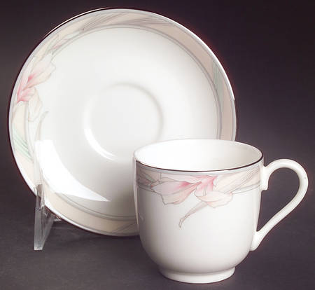 Joy Footed Demitasse Cup & Saucer Set