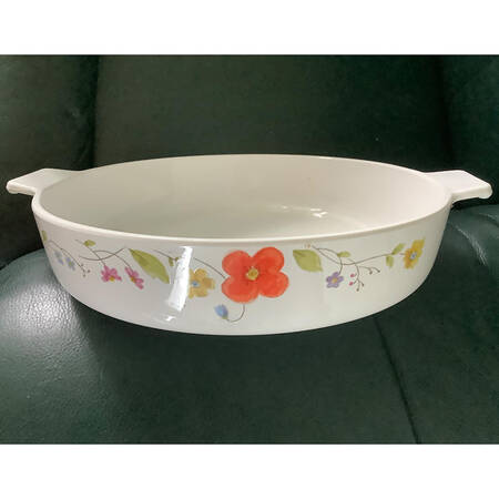 Just Flowers 2.5 Qt Round Casserole No Lid