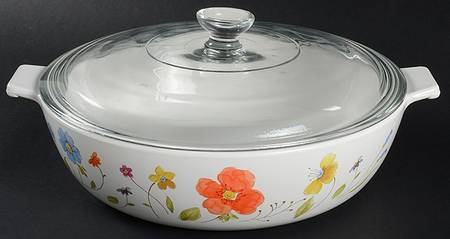 Just Flowers 2 Qt Round Covered Casserole