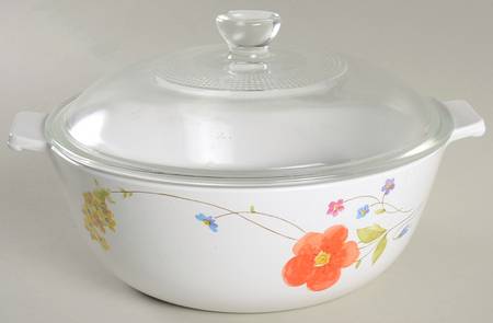 Just Flowers 1.5 Qt Round Covered Casserole
