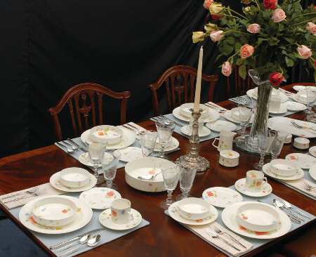 Just Flowers 65 Piece Estate Set