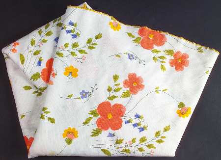 Just Flowers Round Tablecloth