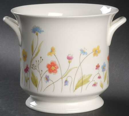 Just Flowers Medium Cachepot