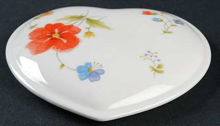 Just Flowers Lid for Heart Shape Box